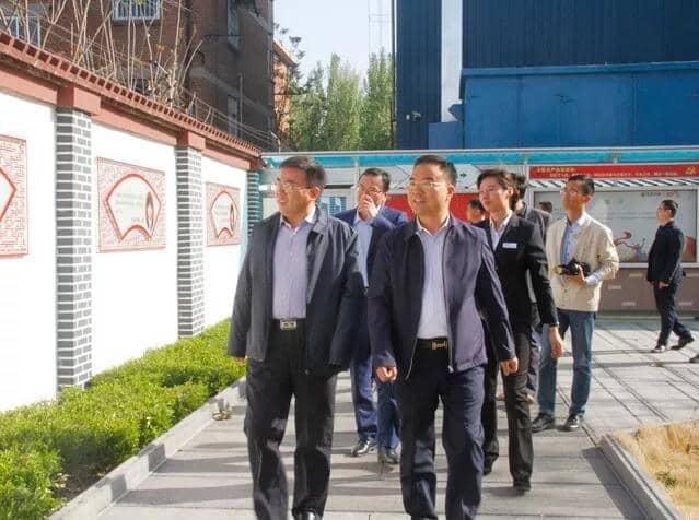 區(qū)委常委、區(qū)紀委書記、區(qū)監(jiān)委主任王慶峰調研天意機械