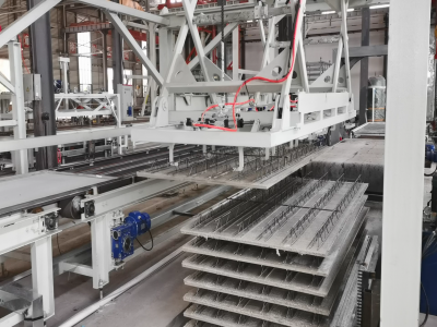 免拆底模鋼筋桁架樓承板設(shè)備廠(chǎng)家：天意機(jī)械免拆樓承板設(shè)備，推動(dòng)建筑高效發(fā)展